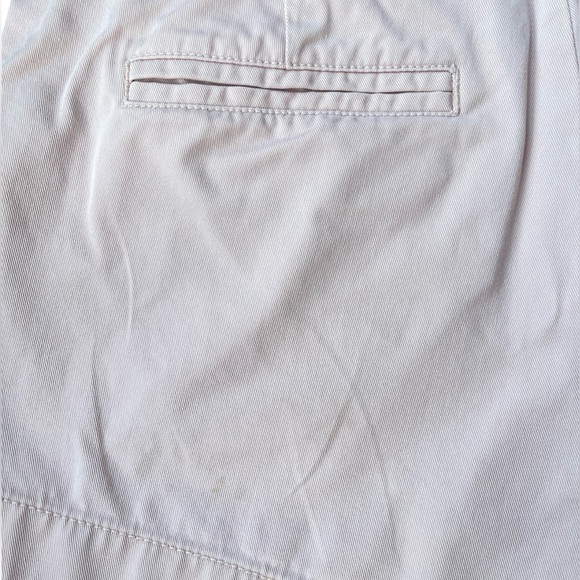 J.Crew 3 Inch Chino Short Low Rise City Fit in Light Pink - Size 4 - Picture 9 of 12